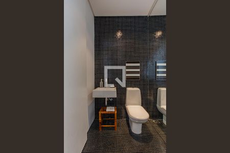 Casa para alugar com 340m², 3 quartos e 2 vagasBanheiro