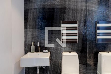 Casa para alugar com 340m², 3 quartos e 2 vagasBanheiro