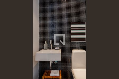 Casa para alugar com 340m², 3 quartos e 2 vagasBanheiro