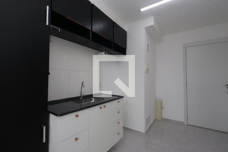 Sala/cozinha de apartamento para alugar com 1 quarto, 25m² em Vila Prudente, São Paulo