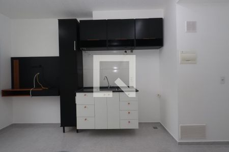 Sala/cozinha de apartamento para alugar com 1 quarto, 25m² em Vila Prudente, São Paulo