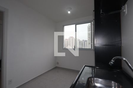 Sala/cozinha de apartamento para alugar com 1 quarto, 25m² em Vila Prudente, São Paulo