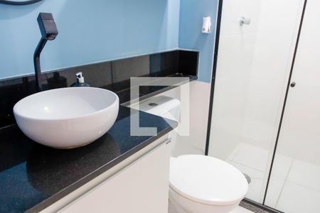 Banheiro de apartamento à venda com 1 quarto, 30m² em Vila Yolanda, Osasco