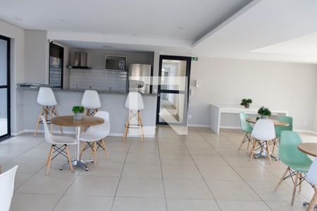 Apartamento à venda com 30m², 1 quarto e 1 vaga Apartamento à venda com 30m², 1 quarto e 1 vagaÁrea comum - Churrasqueira