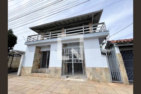 Fachada de casa à venda com 3 quartos, 365m² em Rio dos Sinos, São Leopoldo