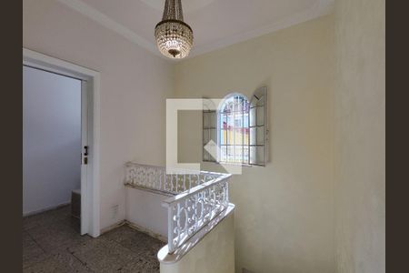 Casa à venda com 399m², 3 quartos e 2 vagas Casa à venda com 399m², 3 quartos e 2 vagasCorredor