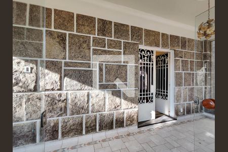 Casa à venda com 399m², 3 quartos e 2 vagas Casa à venda com 399m², 3 quartos e 2 vagasÁrea Externa