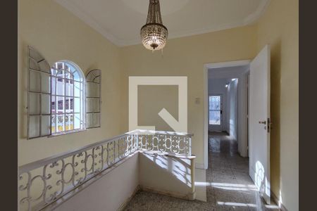 Casa à venda com 399m², 3 quartos e 2 vagas Casa à venda com 399m², 3 quartos e 2 vagasCorredor