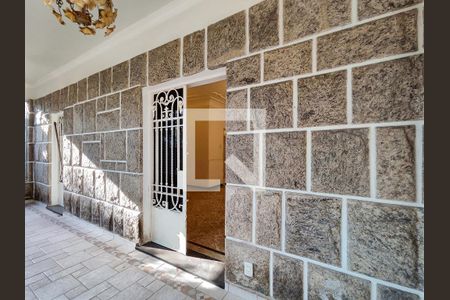 Casa à venda com 399m², 3 quartos e 2 vagas Casa à venda com 399m², 3 quartos e 2 vagasÁrea Externa