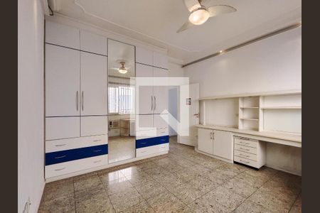 Casa à venda com 399m², 3 quartos e 2 vagas Casa à venda com 399m², 3 quartos e 2 vagasQuarto 1