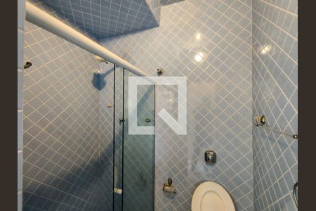 Casa à venda com 399m², 3 quartos e 2 vagas Casa à venda com 399m², 3 quartos e 2 vagasBanheiro de serviço 2