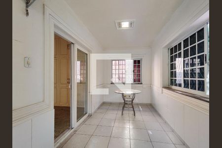 Casa à venda com 399m², 3 quartos e 2 vagas Casa à venda com 399m², 3 quartos e 2 vagasVaranda da Suíte