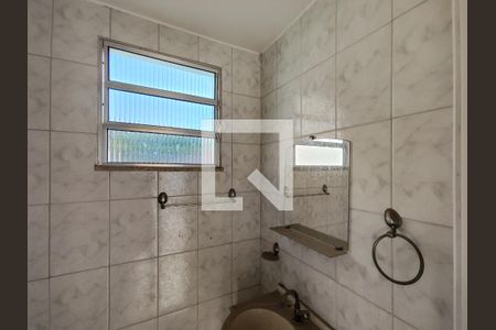 Casa à venda com 399m², 3 quartos e 2 vagas Casa à venda com 399m², 3 quartos e 2 vagasBanheiro de serviço 1