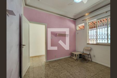Casa à venda com 399m², 3 quartos e 2 vagas Casa à venda com 399m², 3 quartos e 2 vagasQuarto 2