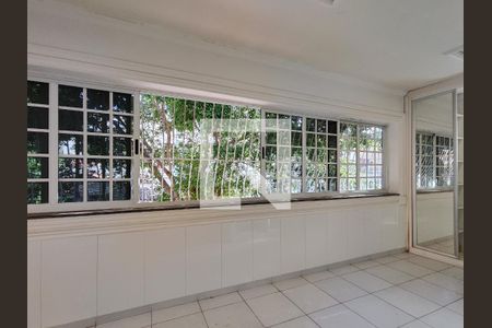 Casa à venda com 399m², 3 quartos e 2 vagas Casa à venda com 399m², 3 quartos e 2 vagasVaranda da Suíte