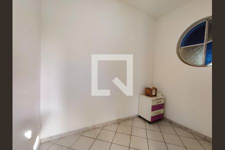 Casa à venda com 399m², 3 quartos e 2 vagas Casa à venda com 399m², 3 quartos e 2 vagasQuarto de Serviço