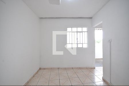 Sala/Quarto de casa para alugar com 1 quarto, 30m² em Vila Isolina Mazzei, São Paulo