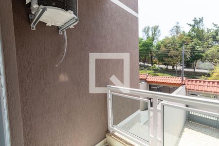 Casa à venda com 130m², 3 quartos e 2 vagas Casa à venda com 130m², 3 quartos e 2 vagasQuarto Suíte 2 - Varanda