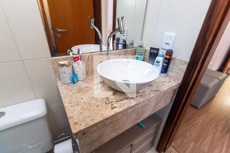 Casa à venda com 130m², 3 quartos e 2 vagas Casa à venda com 130m², 3 quartos e 2 vagasBanheiro da Suíte 2