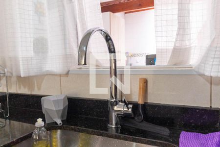 Casa à venda com 130m², 3 quartos e 2 vagas Casa à venda com 130m², 3 quartos e 2 vagasCozinha - Torneira