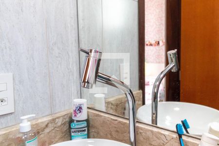 Casa à venda com 130m², 3 quartos e 2 vagas Casa à venda com 130m², 3 quartos e 2 vagasBanheiro da Suíte 1