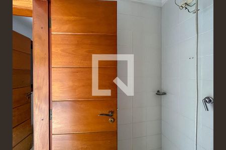 Casa à venda com 760m², 4 quartos e 5 vagasBanheiro de serviço