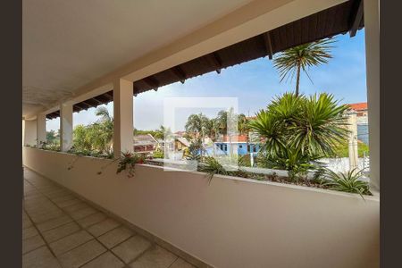 Casa à venda com 760m², 4 quartos e 5 vagasVaranda da Suíte 3 e 4