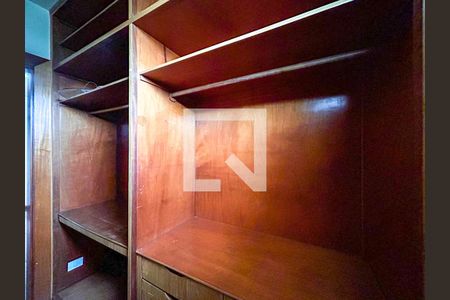 Casa à venda com 760m², 4 quartos e 5 vagasCloset da suíte 4