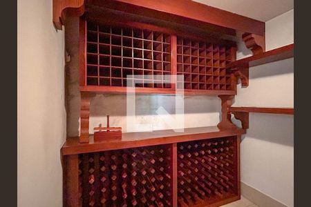 Casa à venda com 760m², 4 quartos e 5 vagasSala 5/ serviço