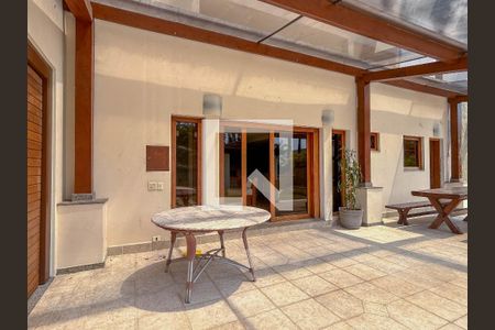 Casa à venda com 760m², 4 quartos e 5 vagasÁrea gourmet externa