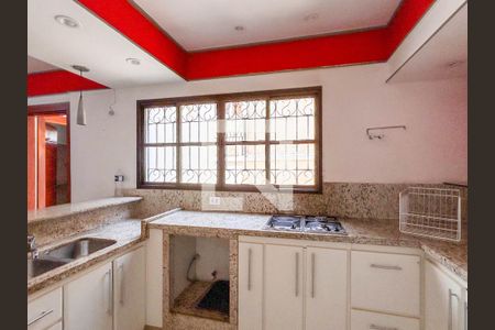 Casa à venda com 760m², 4 quartos e 5 vagasCozinha