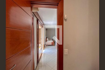 Casa à venda com 760m², 4 quartos e 5 vagasLavabo 2