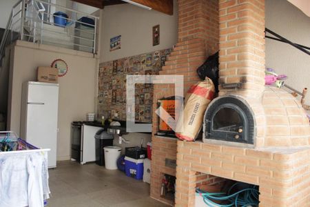 Casa à venda com 160m², 3 quartos e 3 vagasChurrasqueira