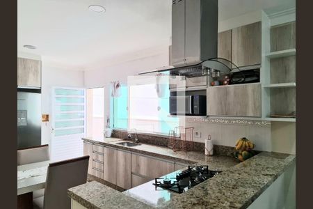 Casa para alugar com 82m², 2 quartos e 2 vagasCozinha