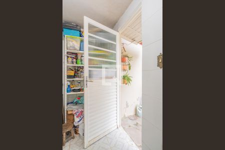 Casa à venda com 430m², 4 quartos e 1 vagaÁrea de Serviço