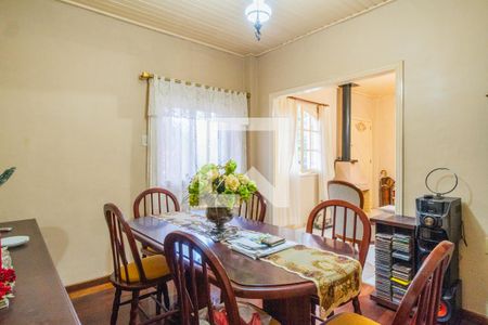 Sala de casa à venda com 4 quartos, 430m² em Nonoai, Porto Alegre