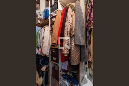 Quarto 1 - Suíte de casa à venda com 4 quartos, 430m² em Nonoai, Porto Alegre