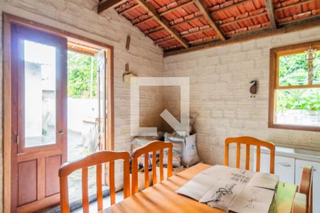 Casa à venda com 430m², 4 quartos e 1 vagaQuintal