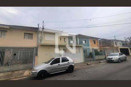 Casa à venda com 170m², 3 quartos e 3 vagas Casa à venda com 170m², 3 quartos e 3 vagasFoto 27