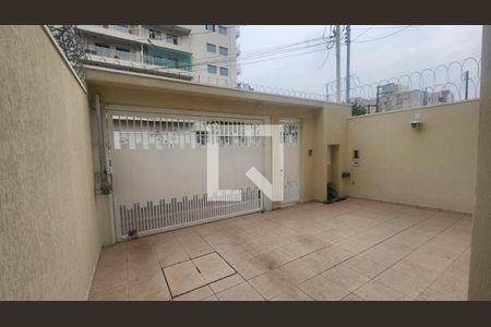 Casa à venda com 170m², 3 quartos e 3 vagas Casa à venda com 170m², 3 quartos e 3 vagasFoto 18
