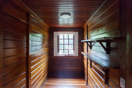 Casa de condomínio à venda com 2000m², 3 quartos e 5 vagascloset suite