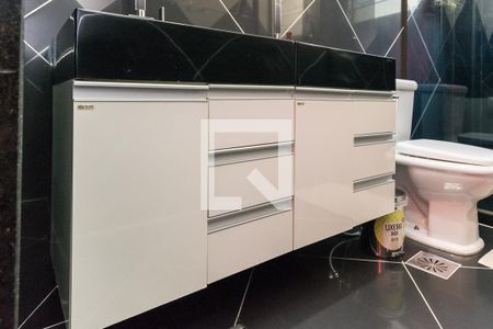 Apartamento à venda com 77m², 2 quartos e 2 vagasBanheiro