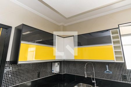 Apartamento à venda com 77m², 2 quartos e 2 vagasCozinha - Armários