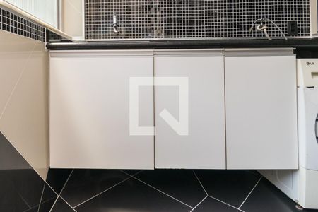 Apartamento à venda com 77m², 2 quartos e 2 vagasÁrea de Serviço