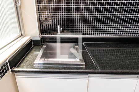 Apartamento à venda com 77m², 2 quartos e 2 vagasÁrea de Serviço