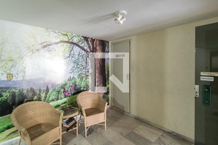 Apartamento à venda com 77m², 2 quartos e 2 vagasÁrea comum - Hall da entrada