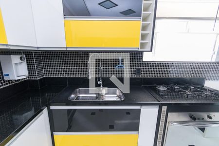 Apartamento à venda com 77m², 2 quartos e 2 vagasCozinha