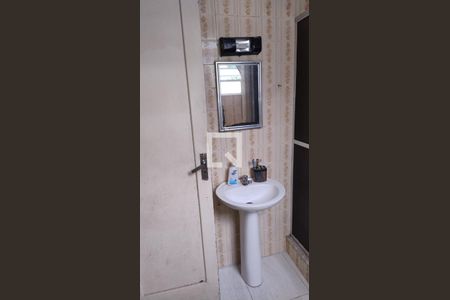 Apartamento à venda com 57m², 2 quartos e sem vaga Apartamento à venda com 57m², 2 quartos e sem vagaBanheiro