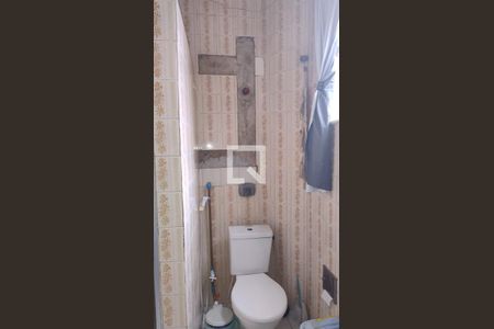 Apartamento à venda com 57m², 2 quartos e sem vaga Apartamento à venda com 57m², 2 quartos e sem vagaBanheiro