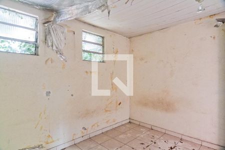 Casa à venda com 600m², 6 quartos e 1 vagaQuarto externo 4